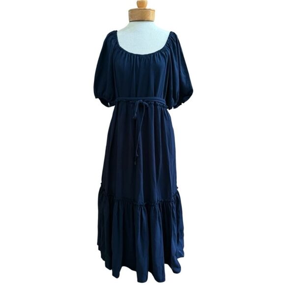 Romantic and alluring, this breezy midi dress NWT size Sm. - Picture 2 of 10